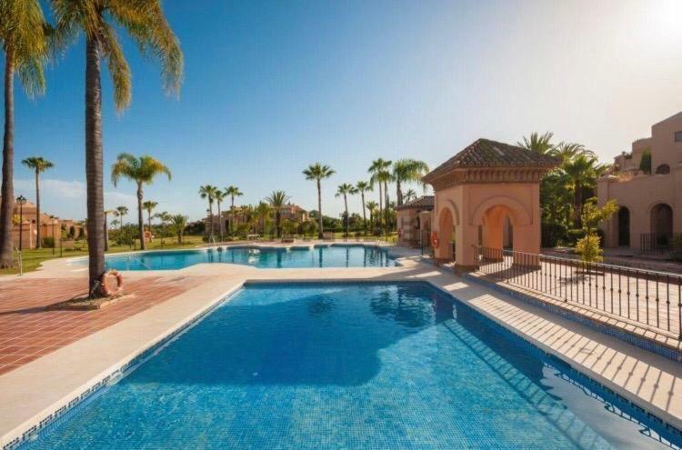 Ferienwohnung La Cartuja Del Golf Estepona Exterior foto